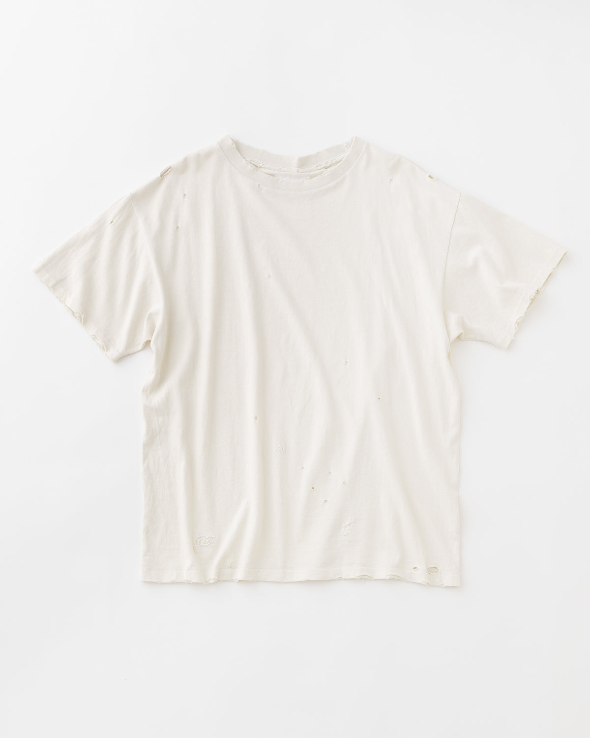 concause HAND REPAIR FADE TEE / OFF WHITE 正面（全体像）・ダメージ加工
