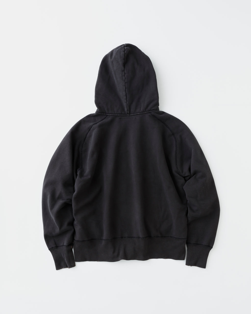 concause W-V AFTER HOODIE / BLACK 背面
