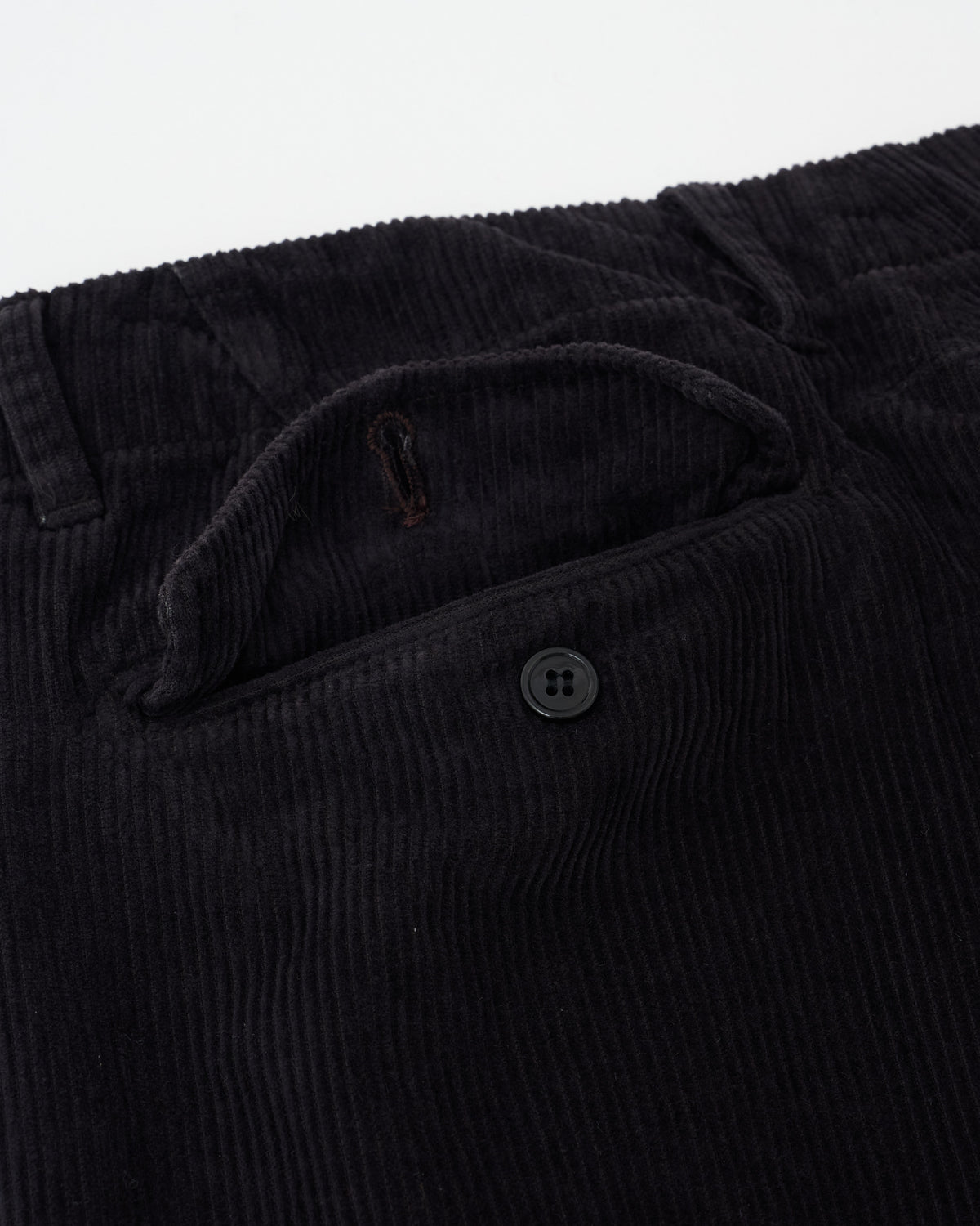 concause CORDUROY WIDE TAPERED SLACKS 26AW コーデュロイワイドテーパードスラックス 商品画像 2